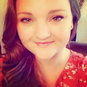 Meet your Posher, Madeline